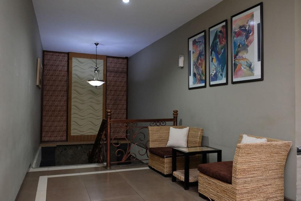 Le Krasak Boutique Hotel 요그야카르타 외부 사진